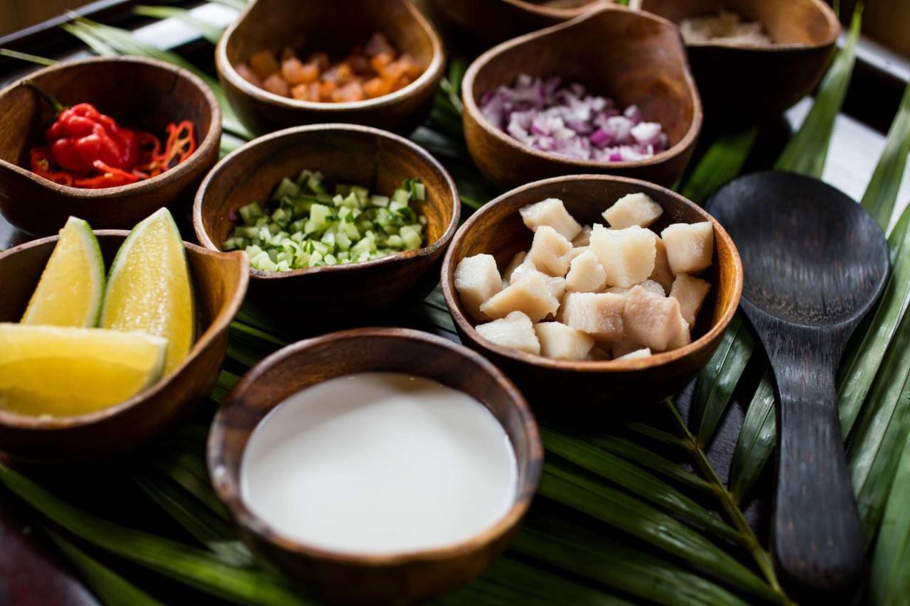 Outrigger Fiji Beach Resort Korotogo Zewnętrze zdjęcie Ingredients for a laksa